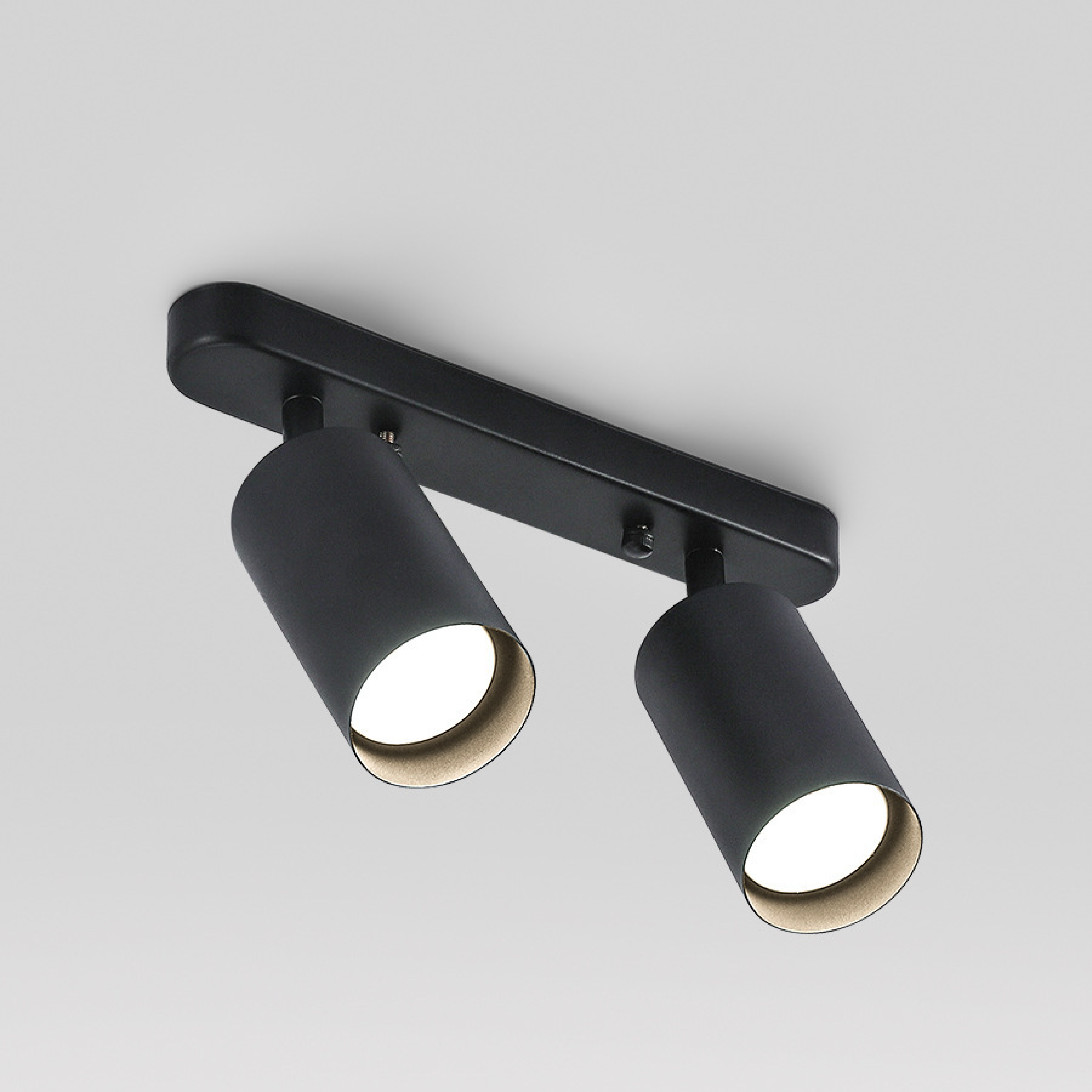 Roterende taklampe med 2 hoder