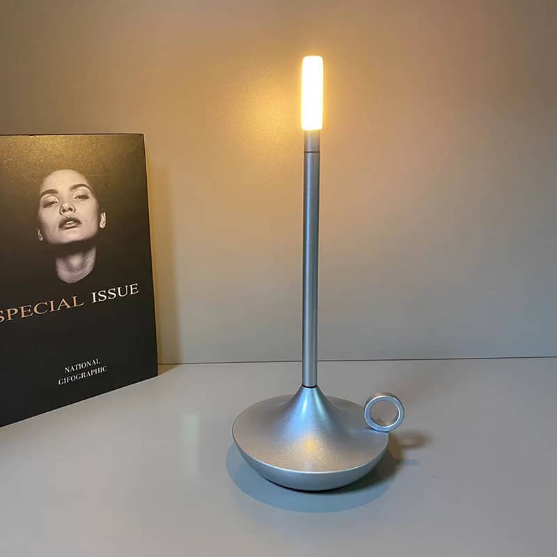 Lampe de table nordique en forme de bougeoir