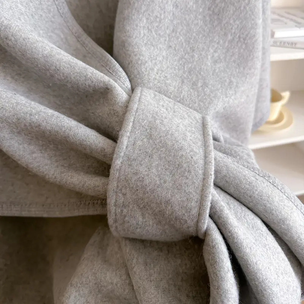 Poncho-cape coupe-vent luxueux