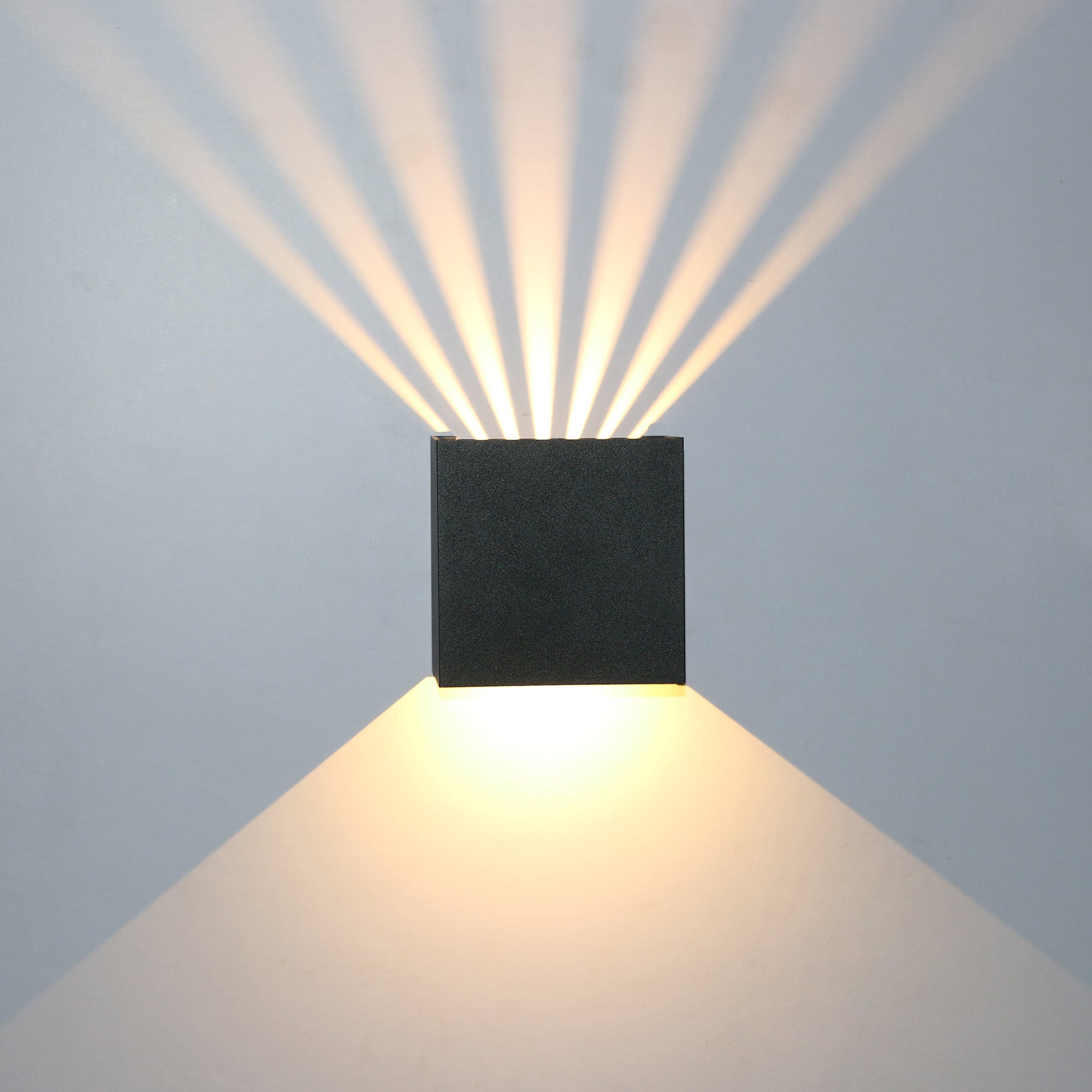 Applique murale extérieure Led Carré Noir