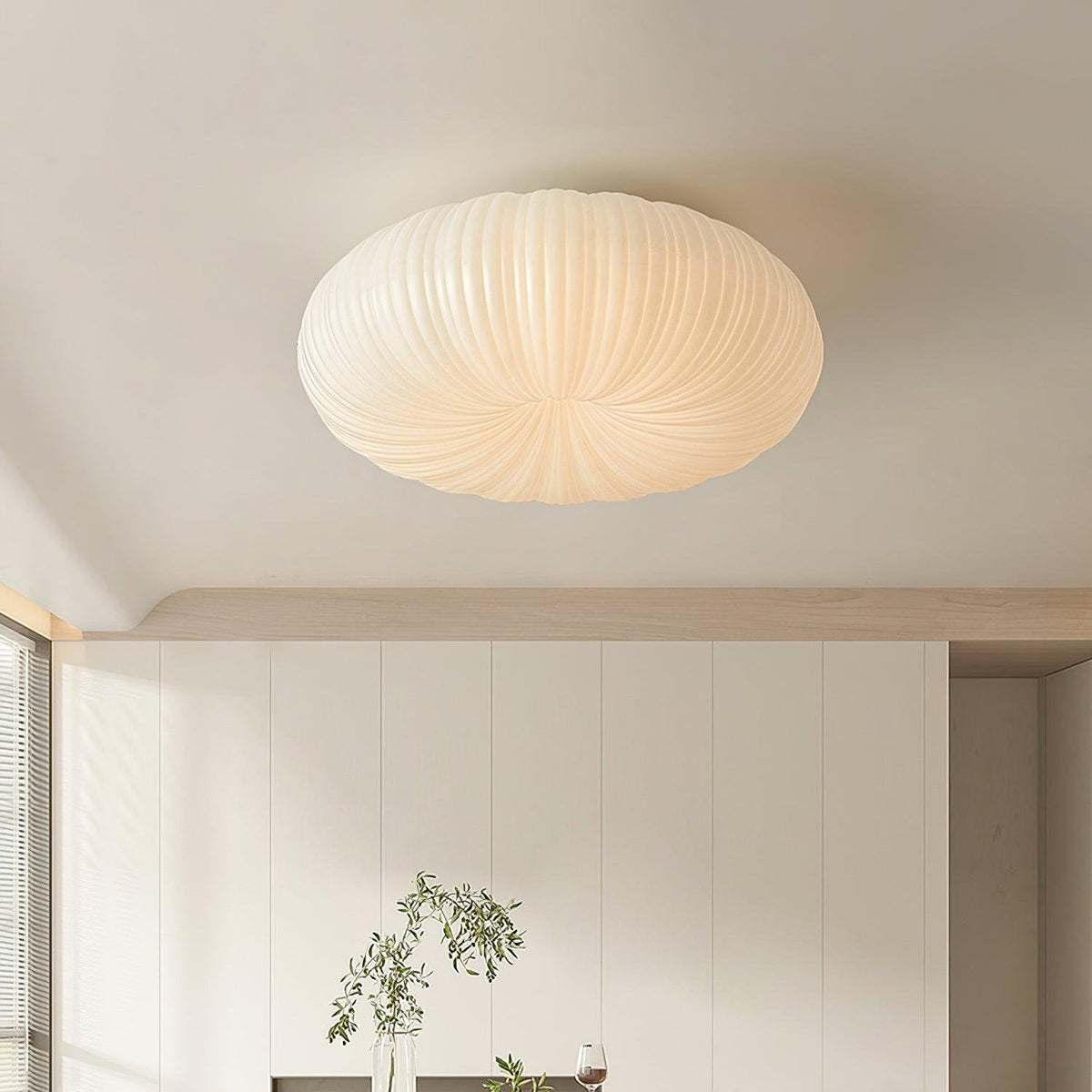 Plafonnier Raffiné Lumière Chaleureuse Pour Une Ambiance Raffinée
