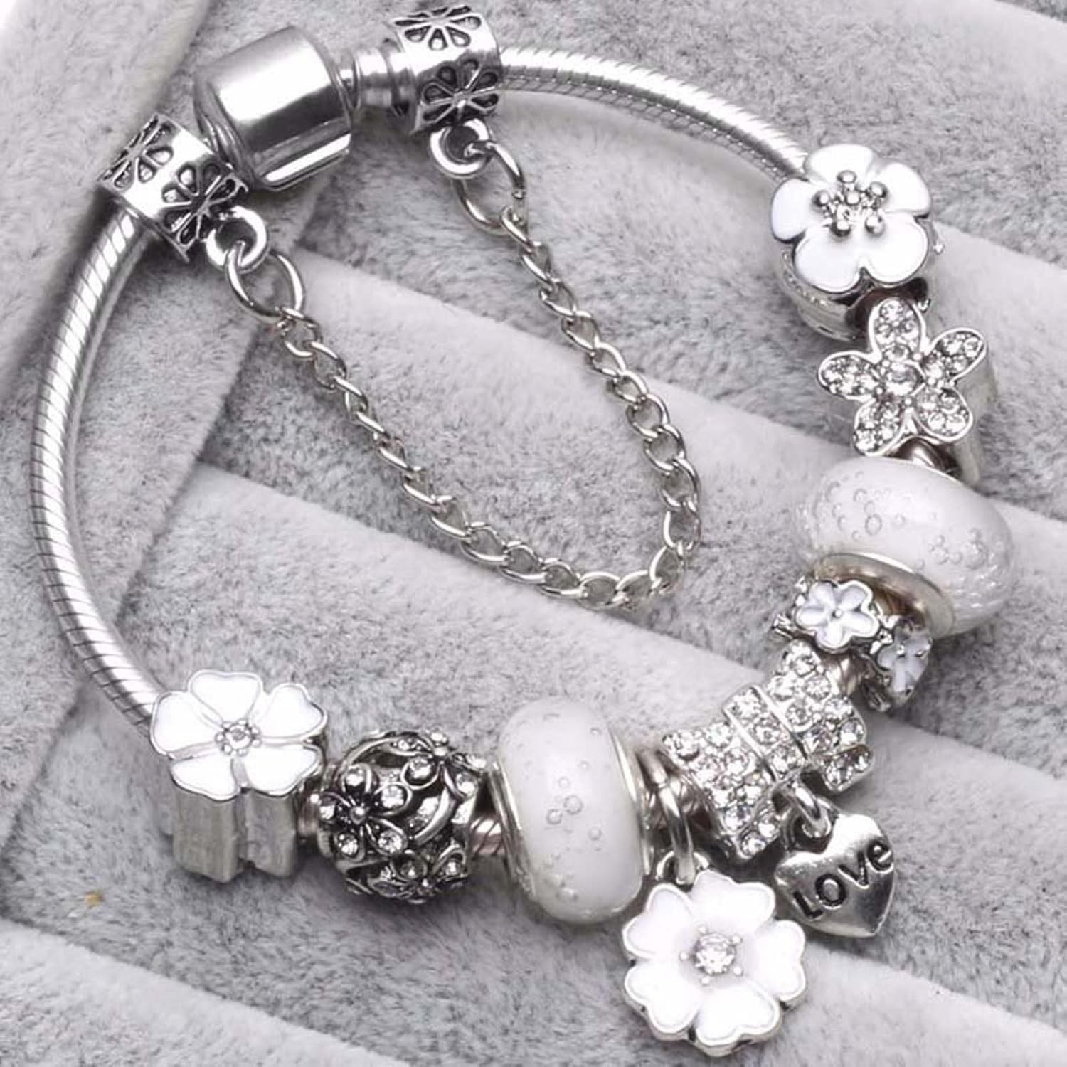 Armbånd med Charm Floral LunaBloom i Sterling Sølv 925 – Raffinert Smykke Kirsebærblomst for Elegant Dame