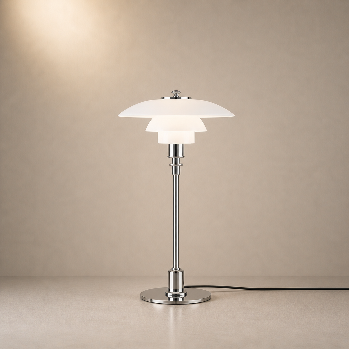 Lampe de table Claréa, pied chromé et abat-jour blanc à diffuseurs superposés
