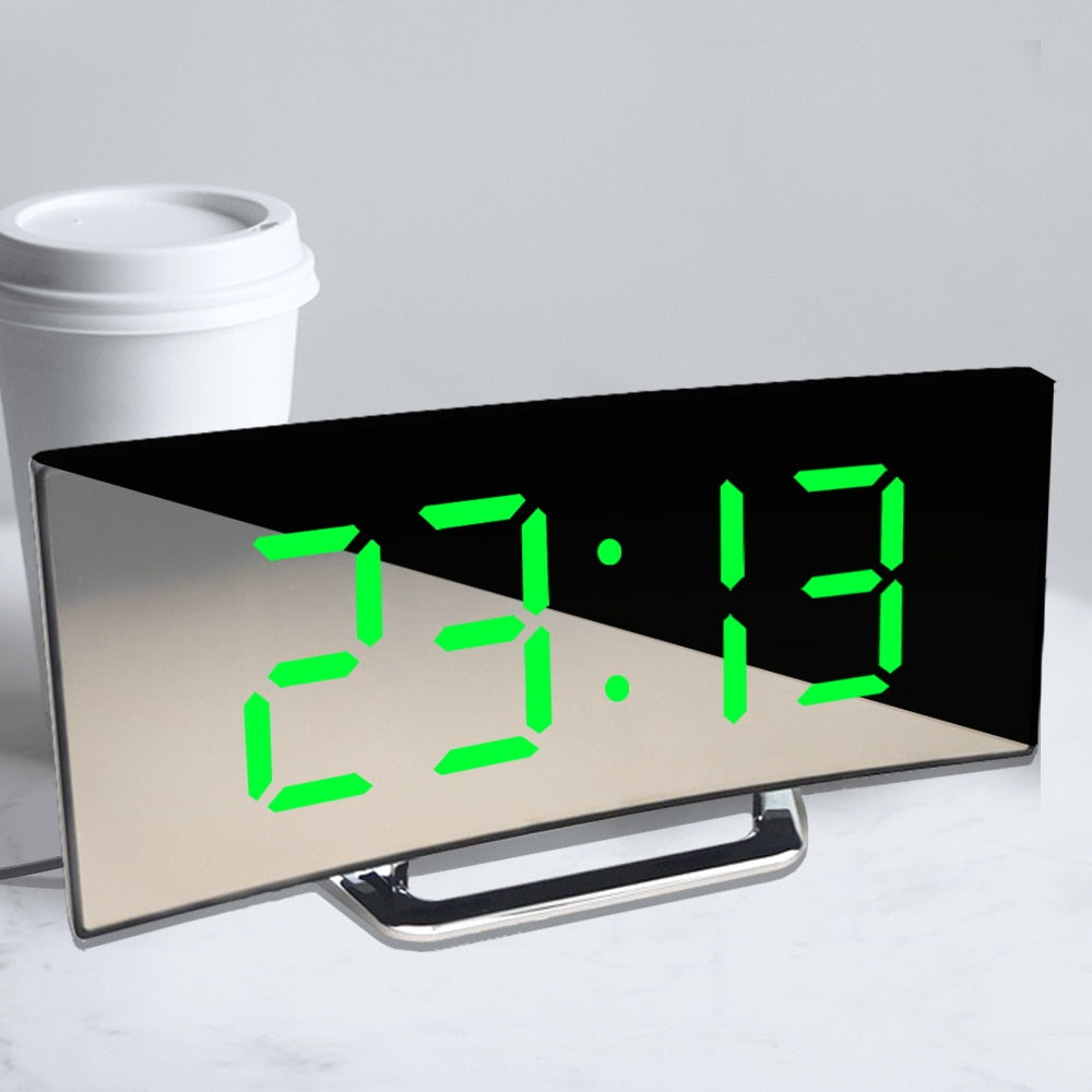 LED-vekkerklokke med høy lysstyrke, temperaturvisning og smart display – Modell TimeLux