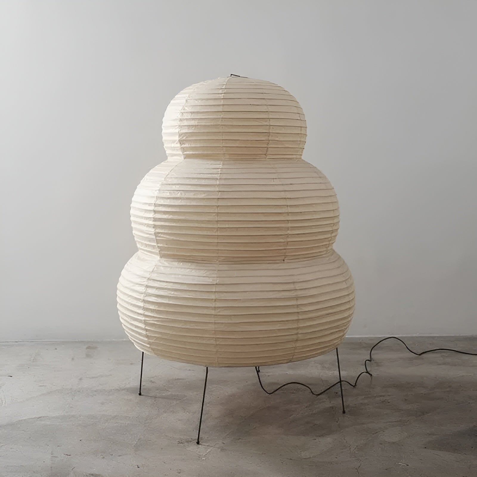 Satori – Japansk-inspirert bordlampe i rispapir