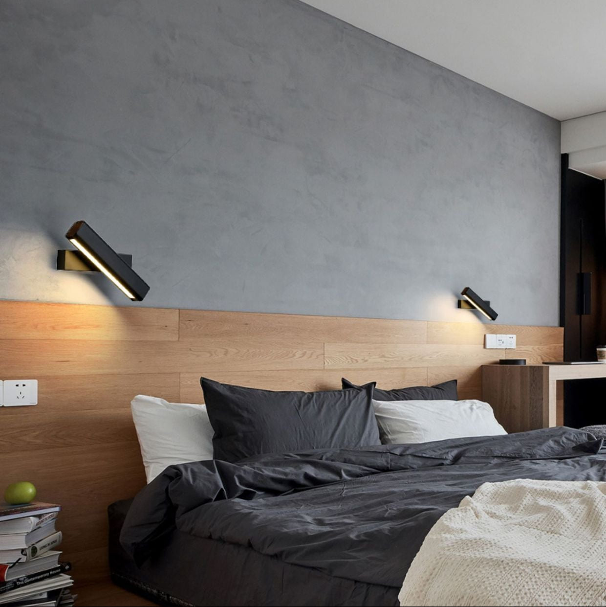 Applique murale Led 360 en metal et bois