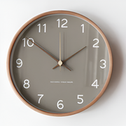Horloge murale silencieuse en bois – Design nordique