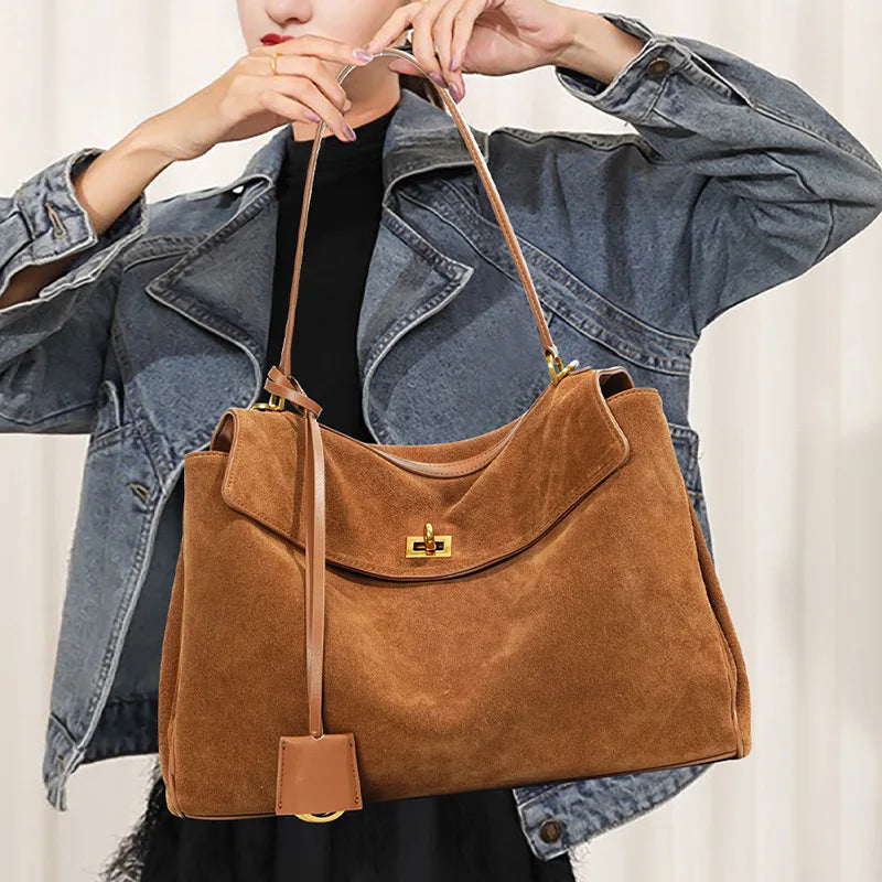 Elya - Grand Sac à Main Chic en Daim