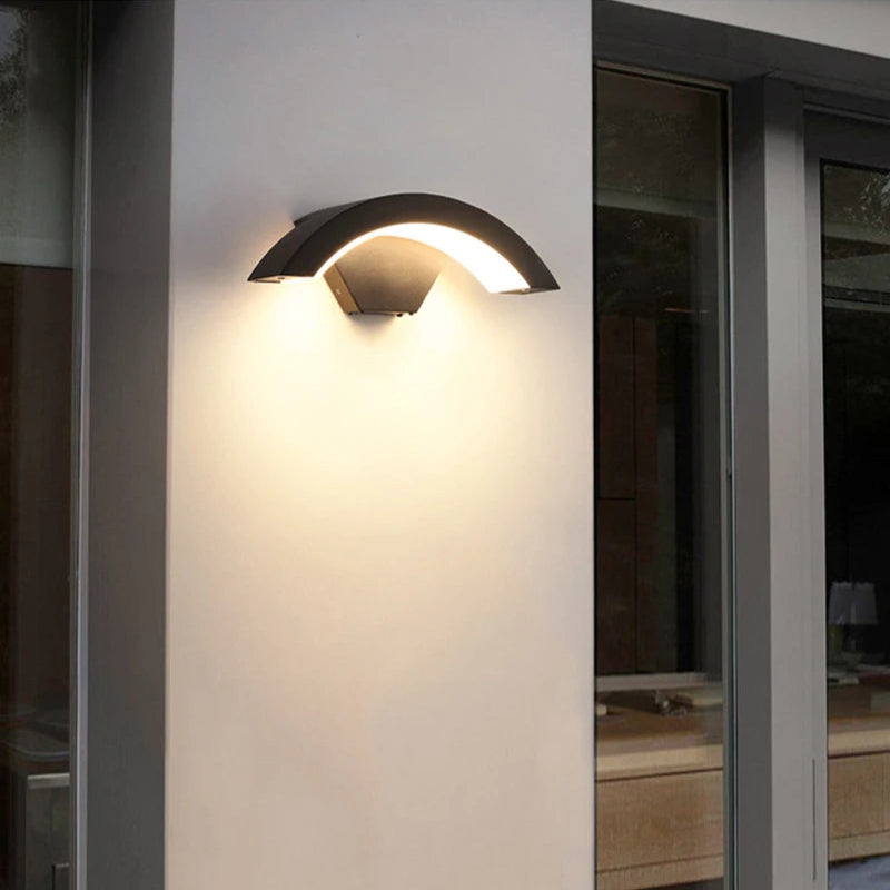 Applique murale extérieure style demi lune