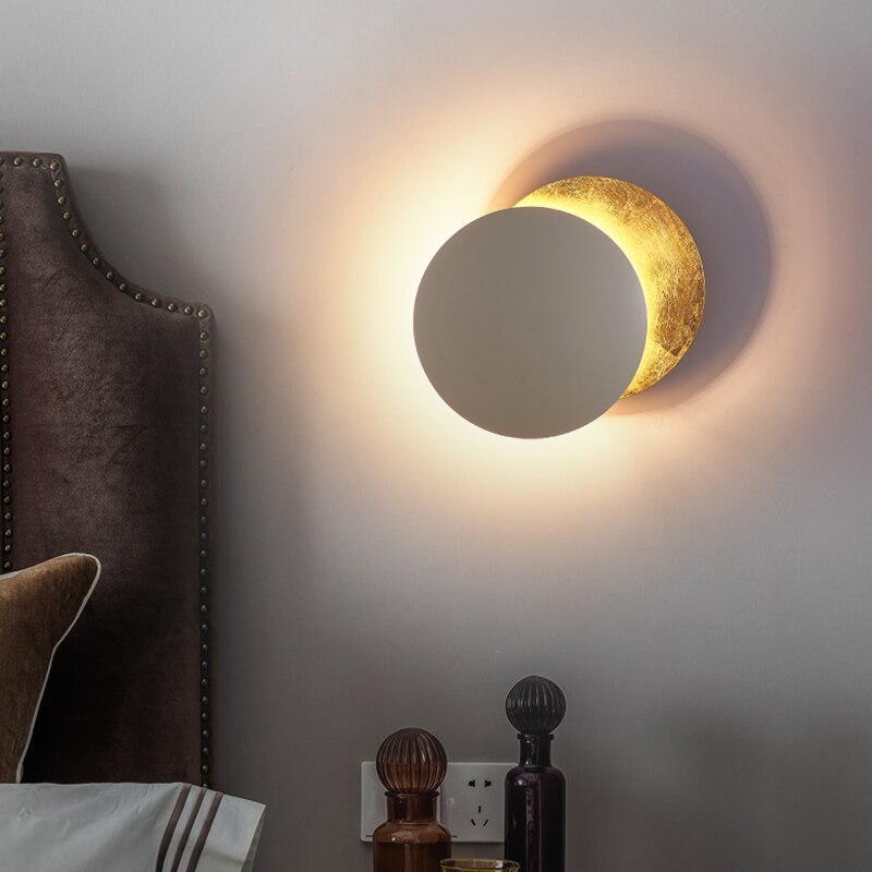 Solformørkelse vegglampe