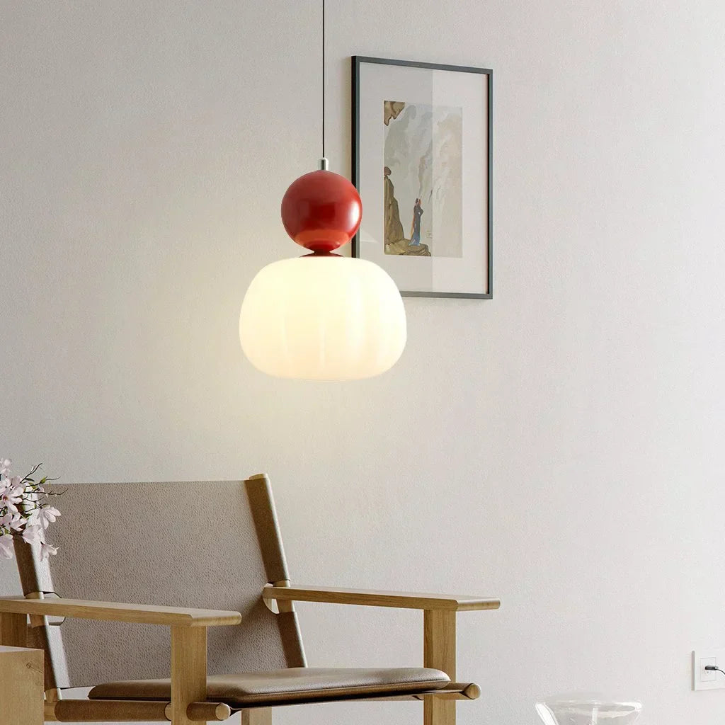 CreamHalo – Elegant pendellampe i art deco-stil