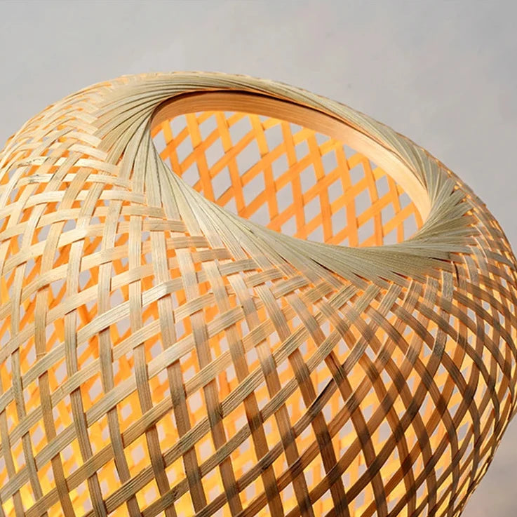 Lampadaire Tressé en Rotin – Soléa
