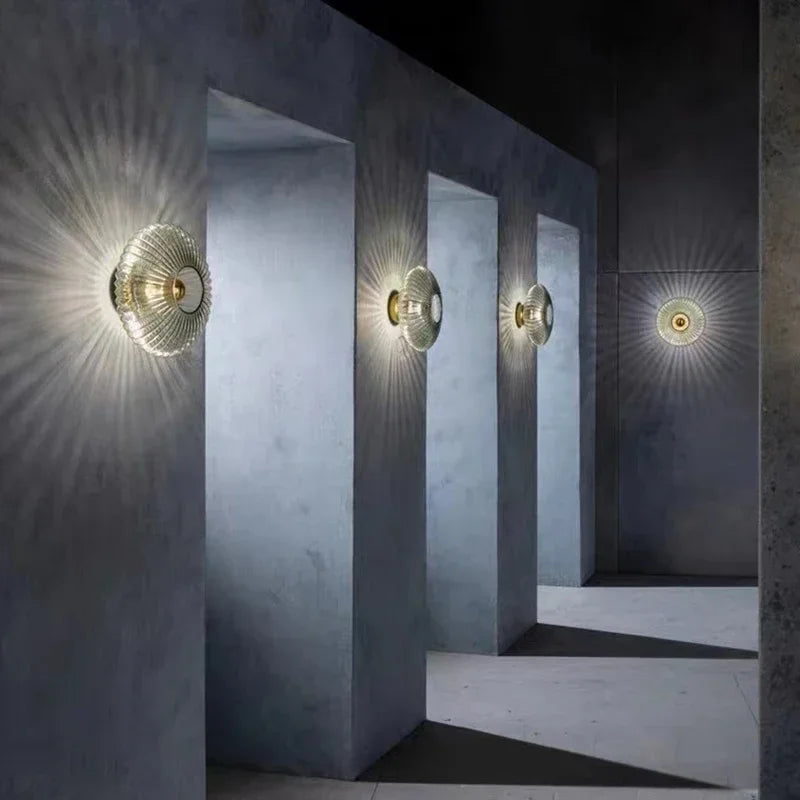 Vintage vegglampe i glass – tidløs design