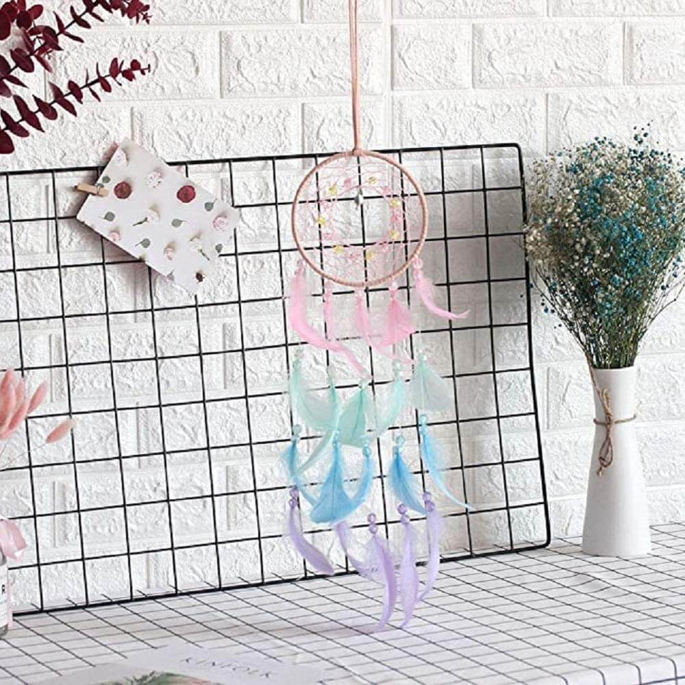 DreamAura – Attrape-Rêves Coloré pour Décoration et Protection des Nuits