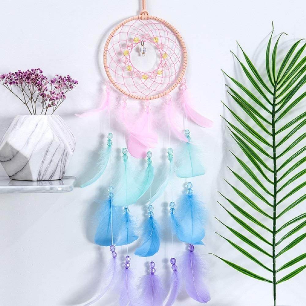 DreamAura – Attrape-Rêves Coloré pour Décoration et Protection des Nuits