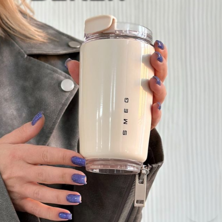 Tasse thermos design et résistante – Conservation longue durée chaud & froid