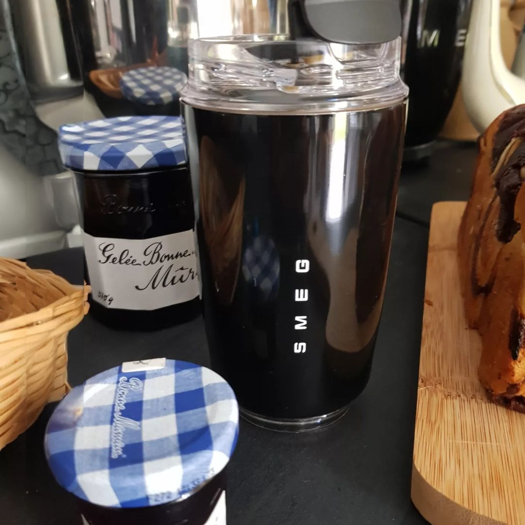 Tasse thermos design et résistante – Conservation longue durée chaud & froid