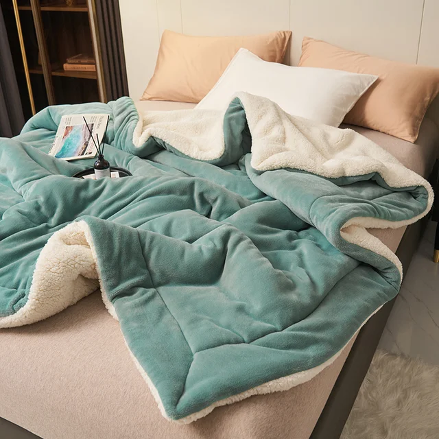 Élissia | Couverture Douce – Chaleur Luxueuse et Élégance Durable Vert foncé