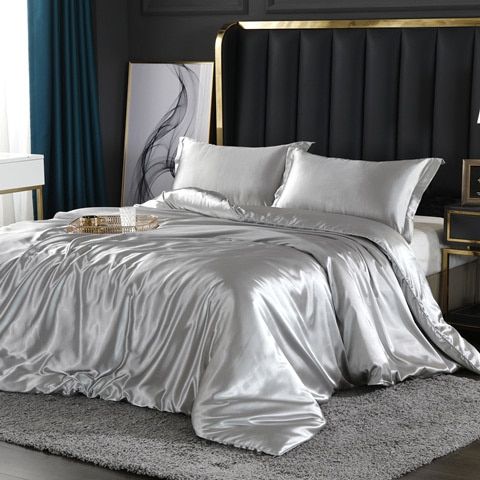 Ensemble De Literie 4 Pièces En Soie Satin Avec Housse De Couette Drap Et 2 Taies D’Oreiller Bedding Electro Paris Argent Drap housse 180 cm + drap housse 200 x 230 cm + 2 taies d'oreiller