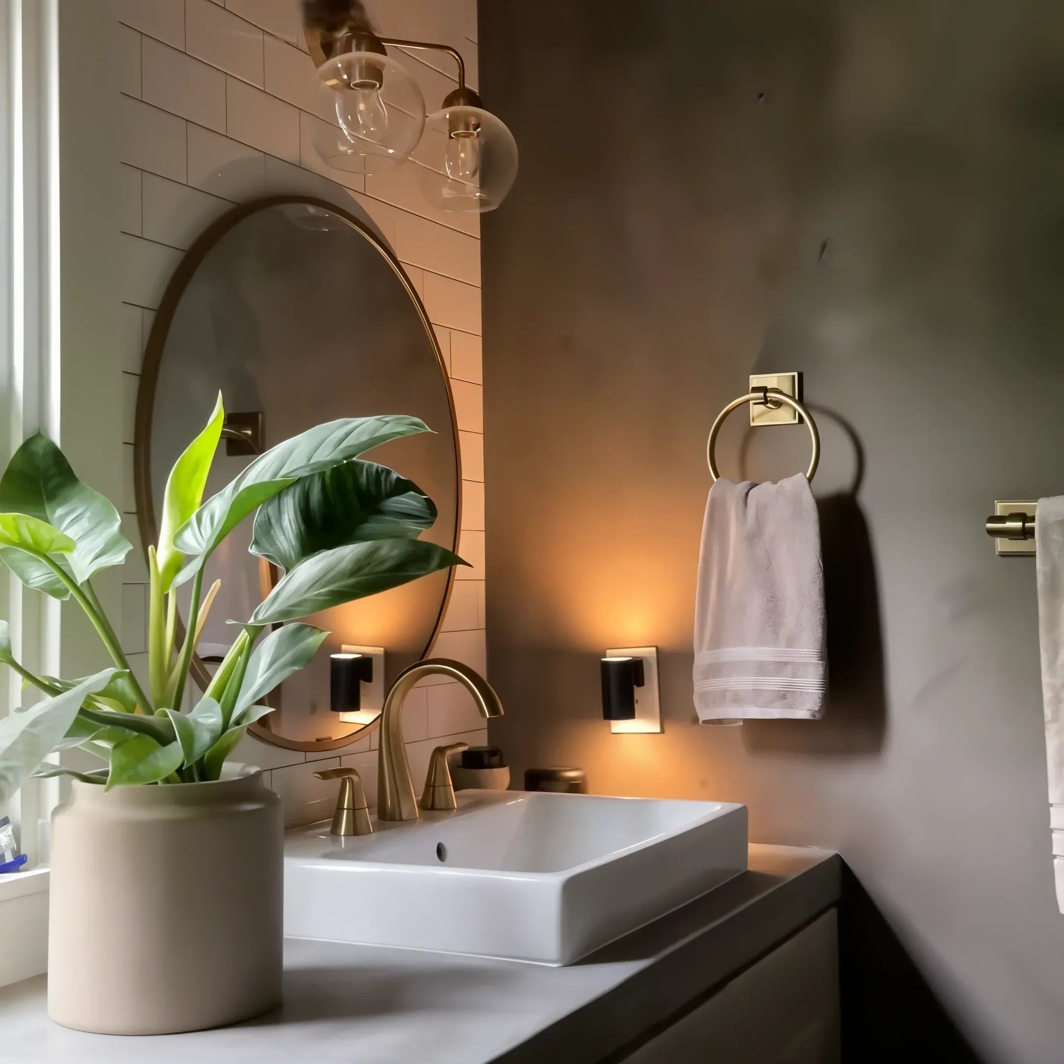 Lampe Solaire Nordique Auto – Lumière Douce & Design Scandinave