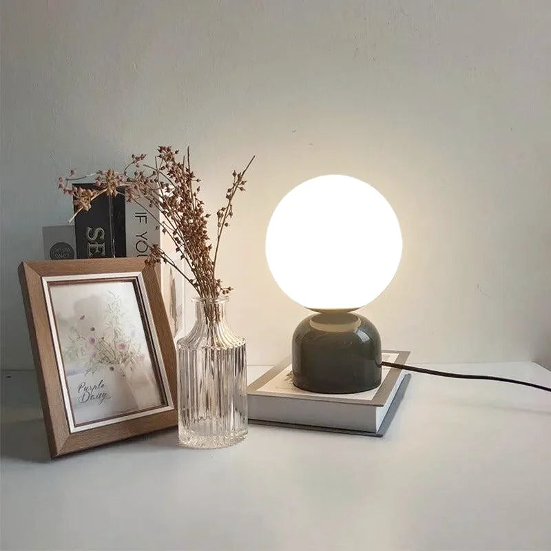 Designer Ball nattbordslampe