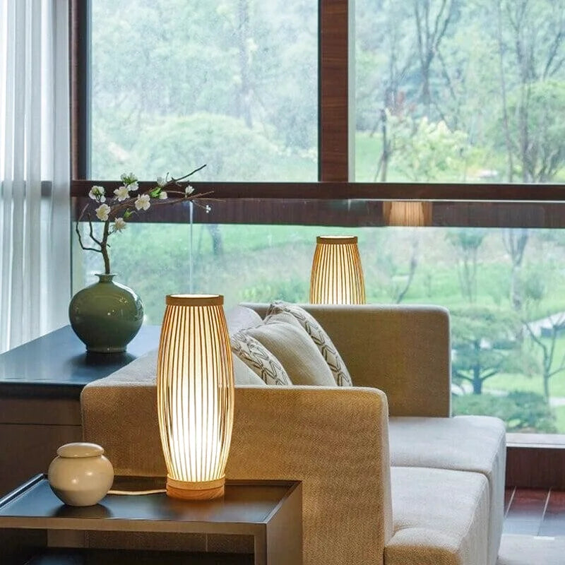 Nattbordslampe i moderne design | Ulti