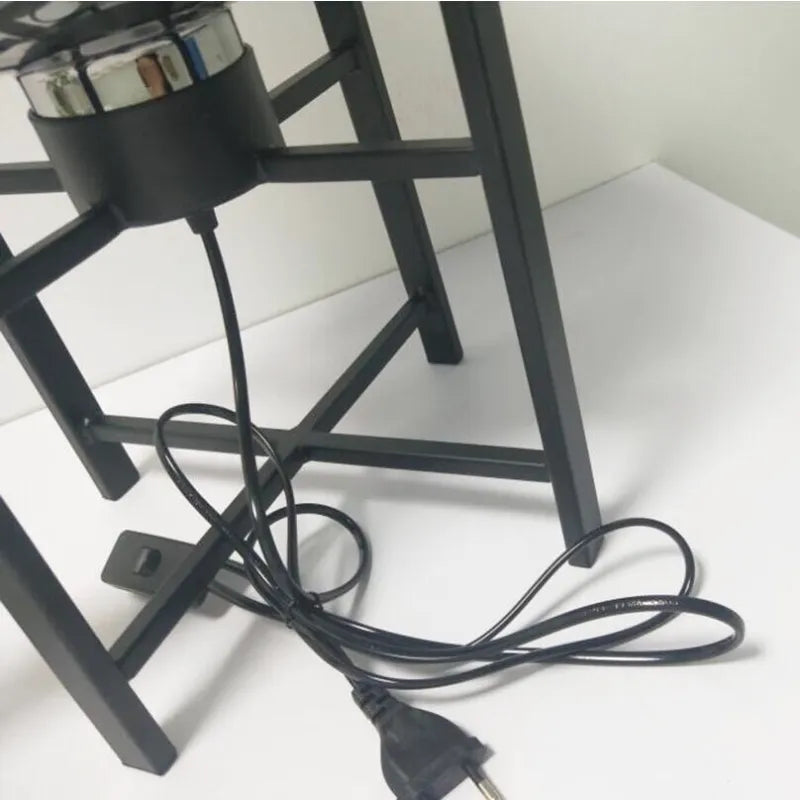 Stilig nattbordslampe 