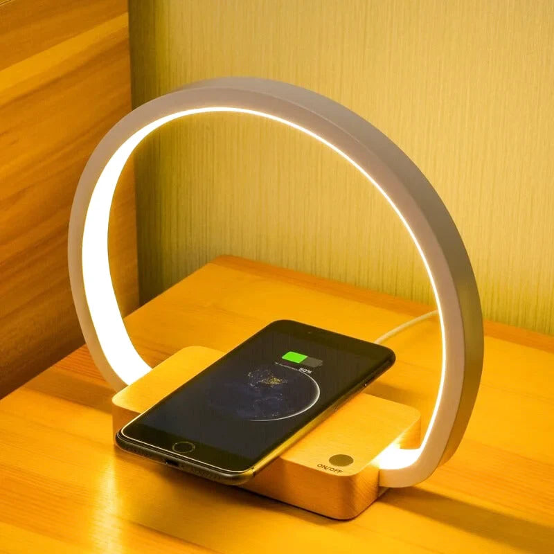 Tilkoblet nattbordslampe