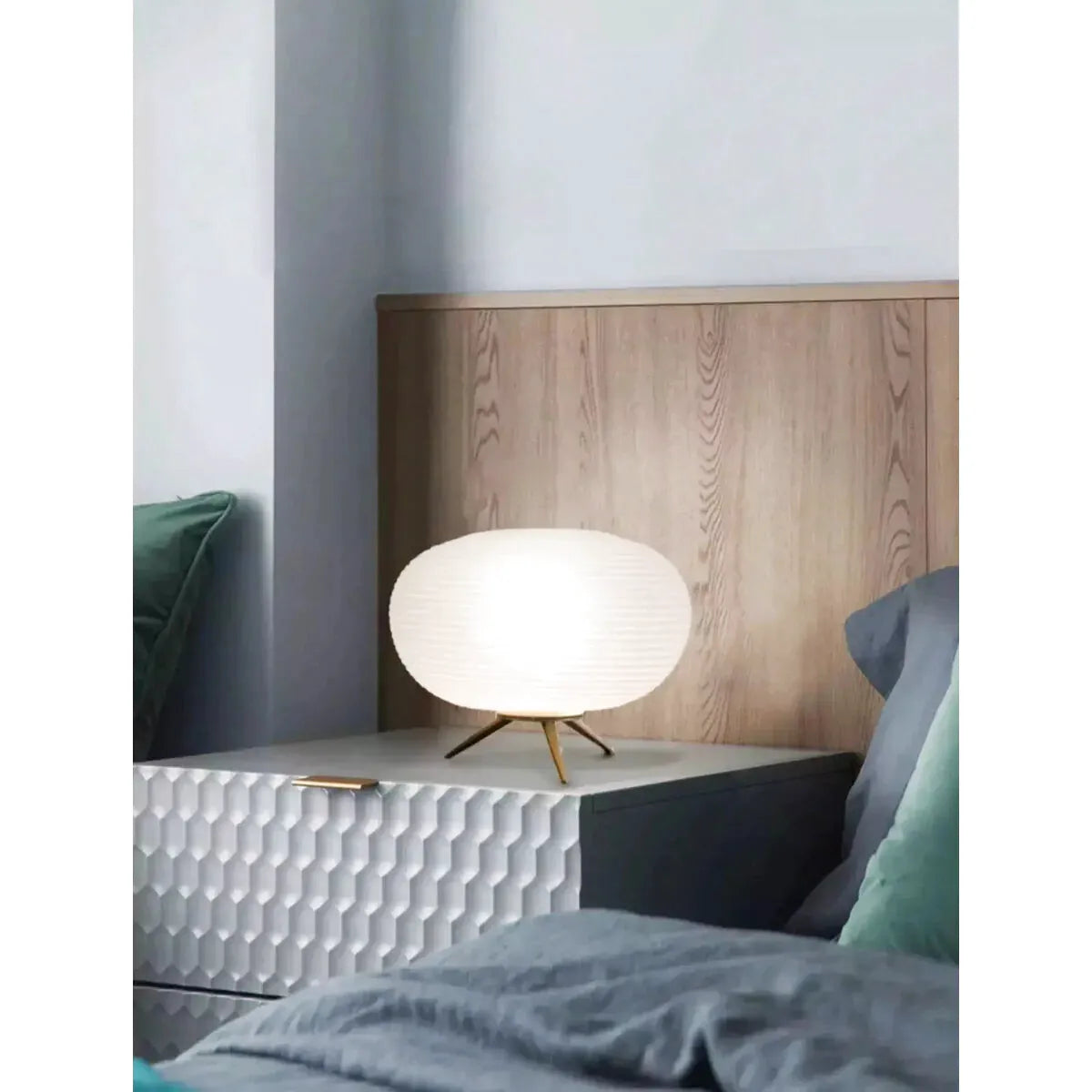 Japansk nattbordslampe | Lysende sjarm