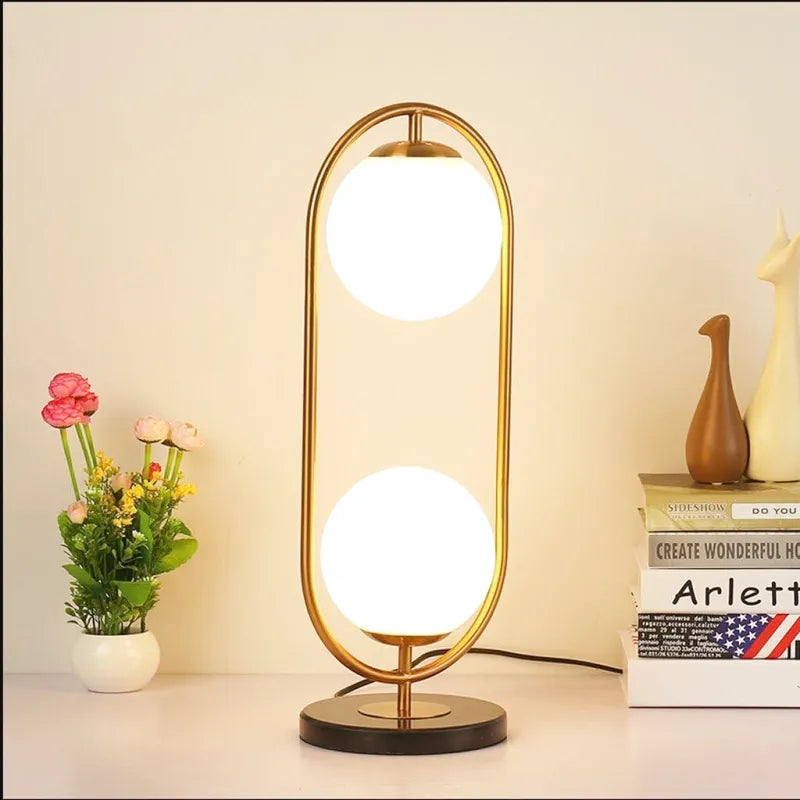Minimalistisk nattbordslampe | Nattlig eleganse 