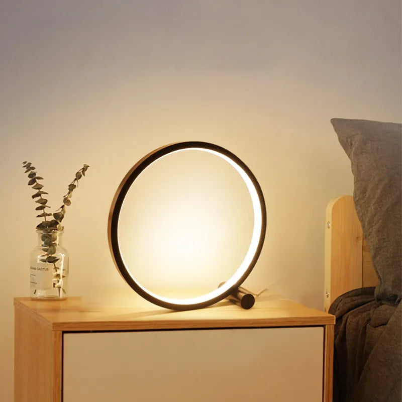 Rund designer nattbordslampe