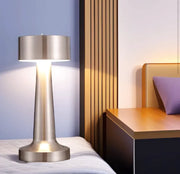 Retro LED-nattlampe med berøringsskjerm