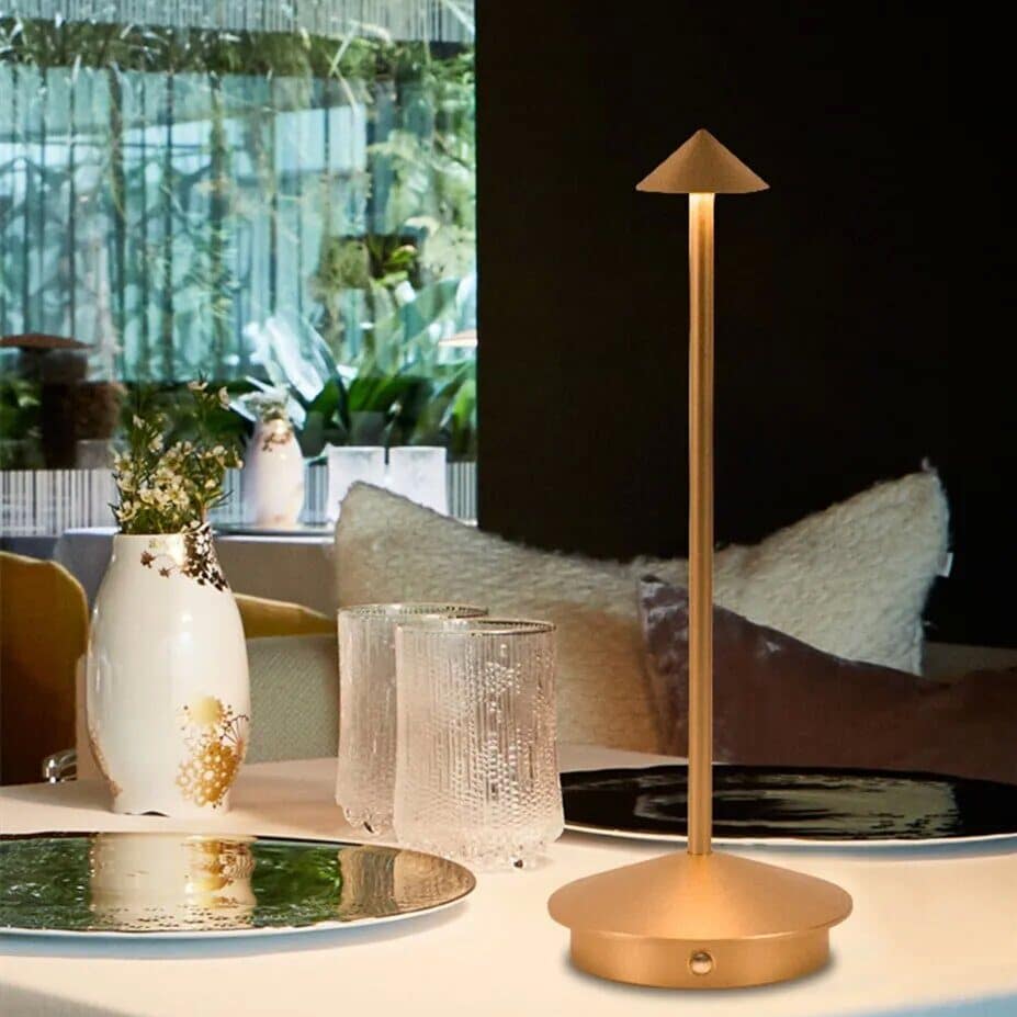 Lampe de table rechargeable style minimaliste moderne