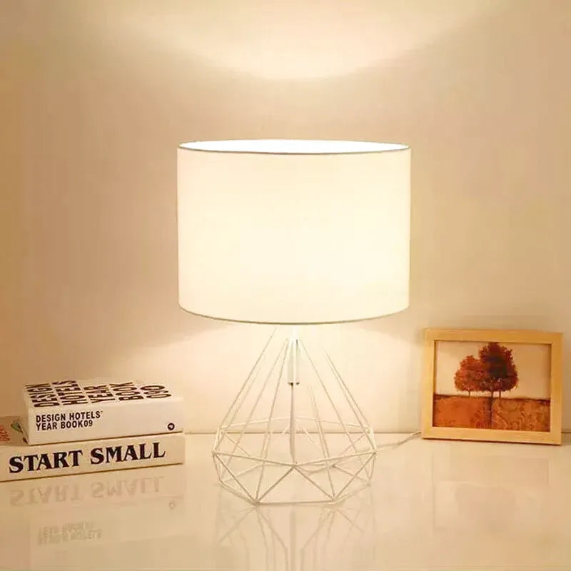 Retro geometrisk nattbordslampe