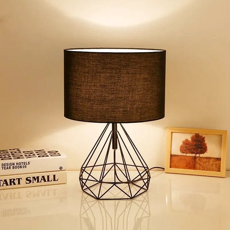 Lampe Géométrique Rétro | Silhouette Graphique - Designix Lampe de chevet Noir