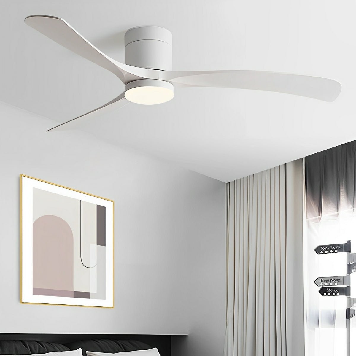 Ventilateur de Plafond Moderne 6 Vitesses avec Rotation Inversée et Éclairage Intégré