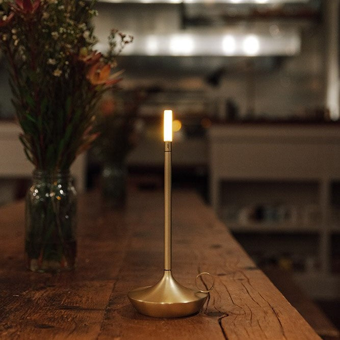 Lampe de table nordique en forme de bougeoir