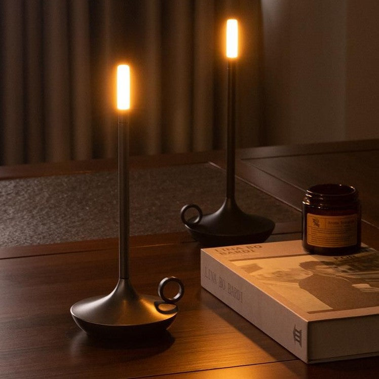 Lampe de table nordique en forme de bougeoir