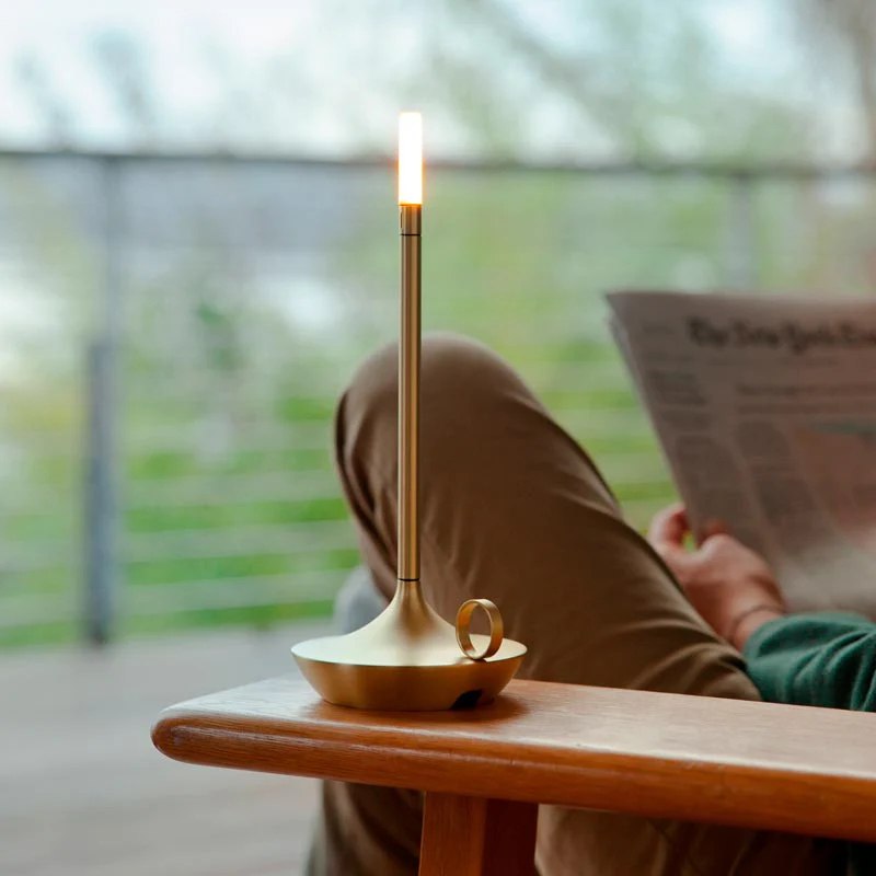 Lampe de table nordique en forme de bougeoir