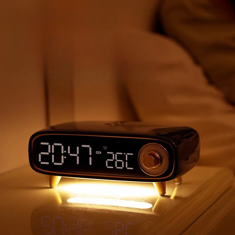 Réveil Élégant Luxe : Chargeur Induction 15W, Veilleuse LED et Bluetooth – Design Moderne pour Chambre