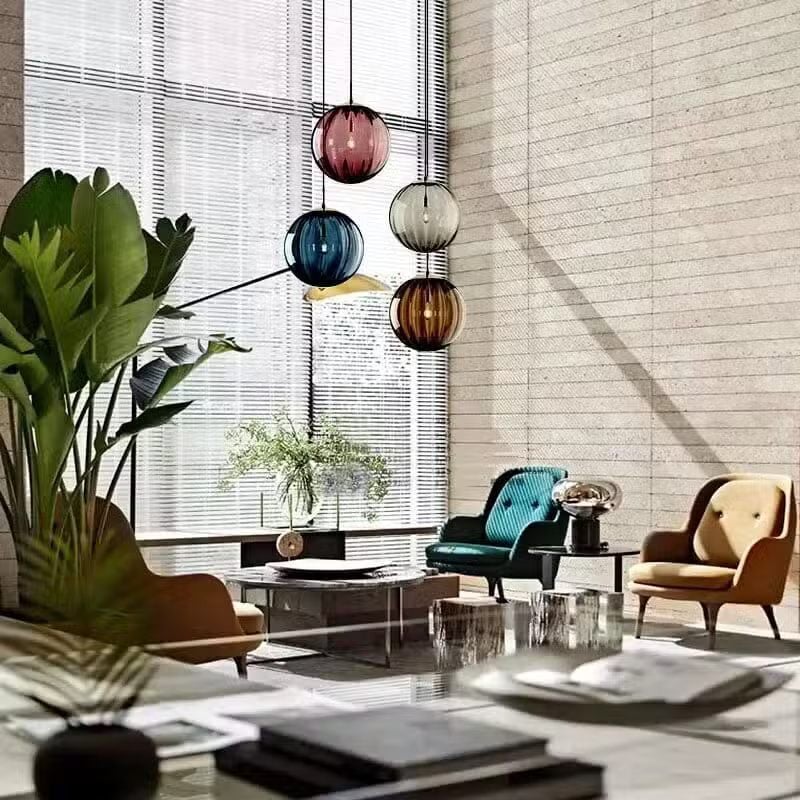 Moderne kuleformet glasspendellampe