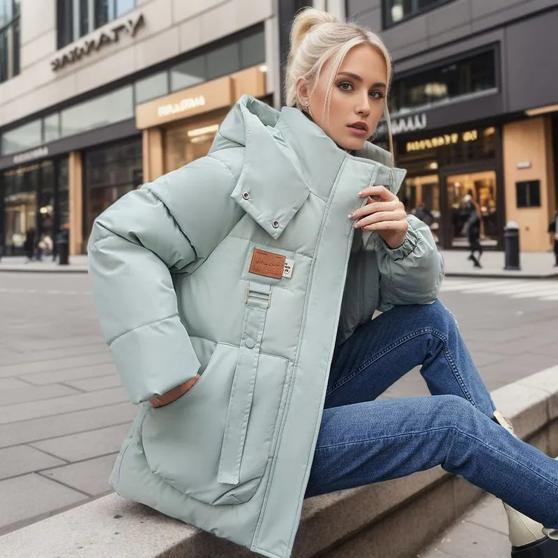 Détail capuche veste d'hiver Cendrine pour femme